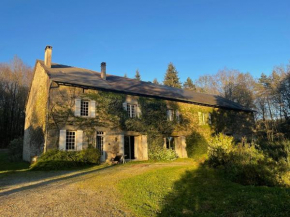 Grande maison familiale, havre de paix en Limousin en pleine nature, piscine